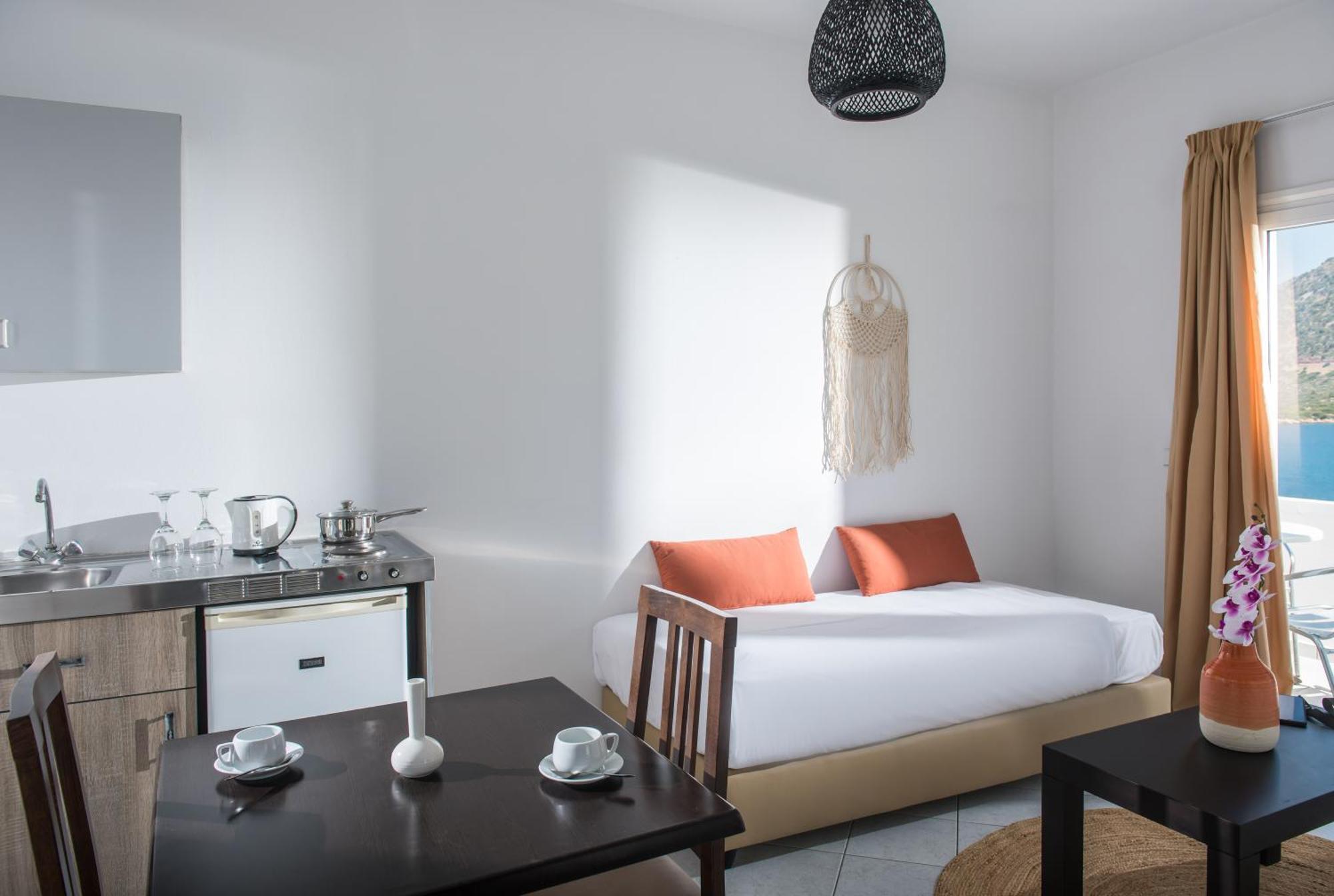 Troulis Apart-Hotel Bali  Room photo